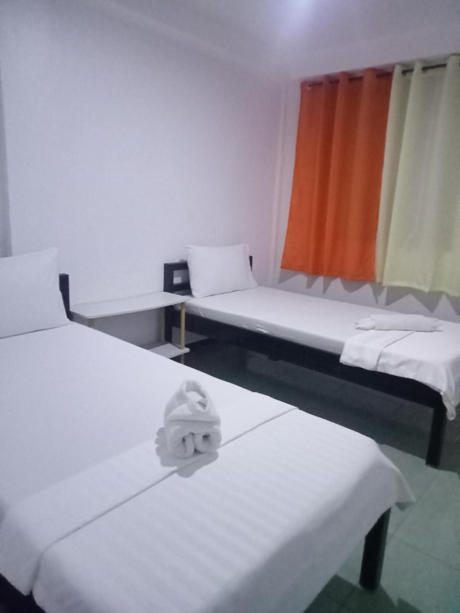 Lang2 Place Coron Buitenkant foto